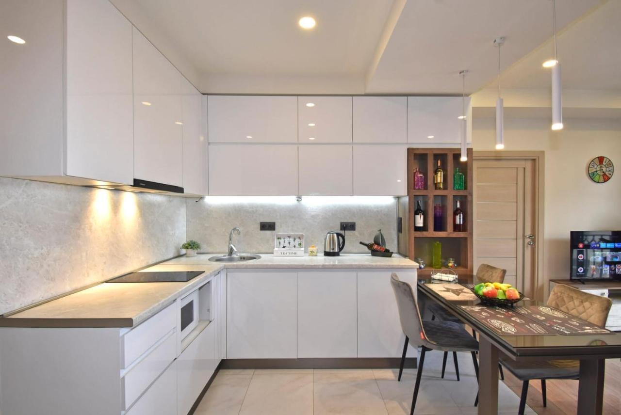 Home4You City Center Apartments Yerevan Luaran gambar