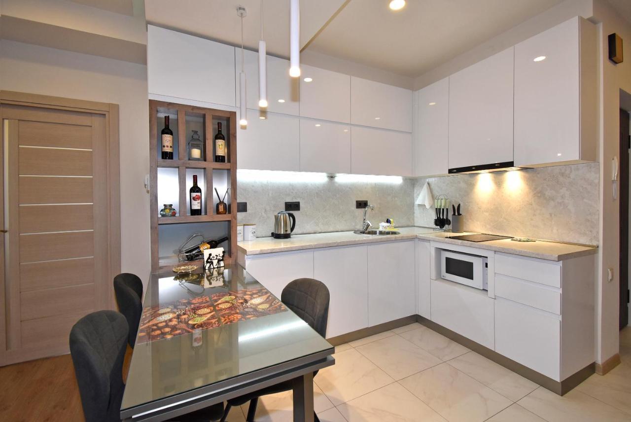 Home4You City Center Apartments Yerevan Luaran gambar